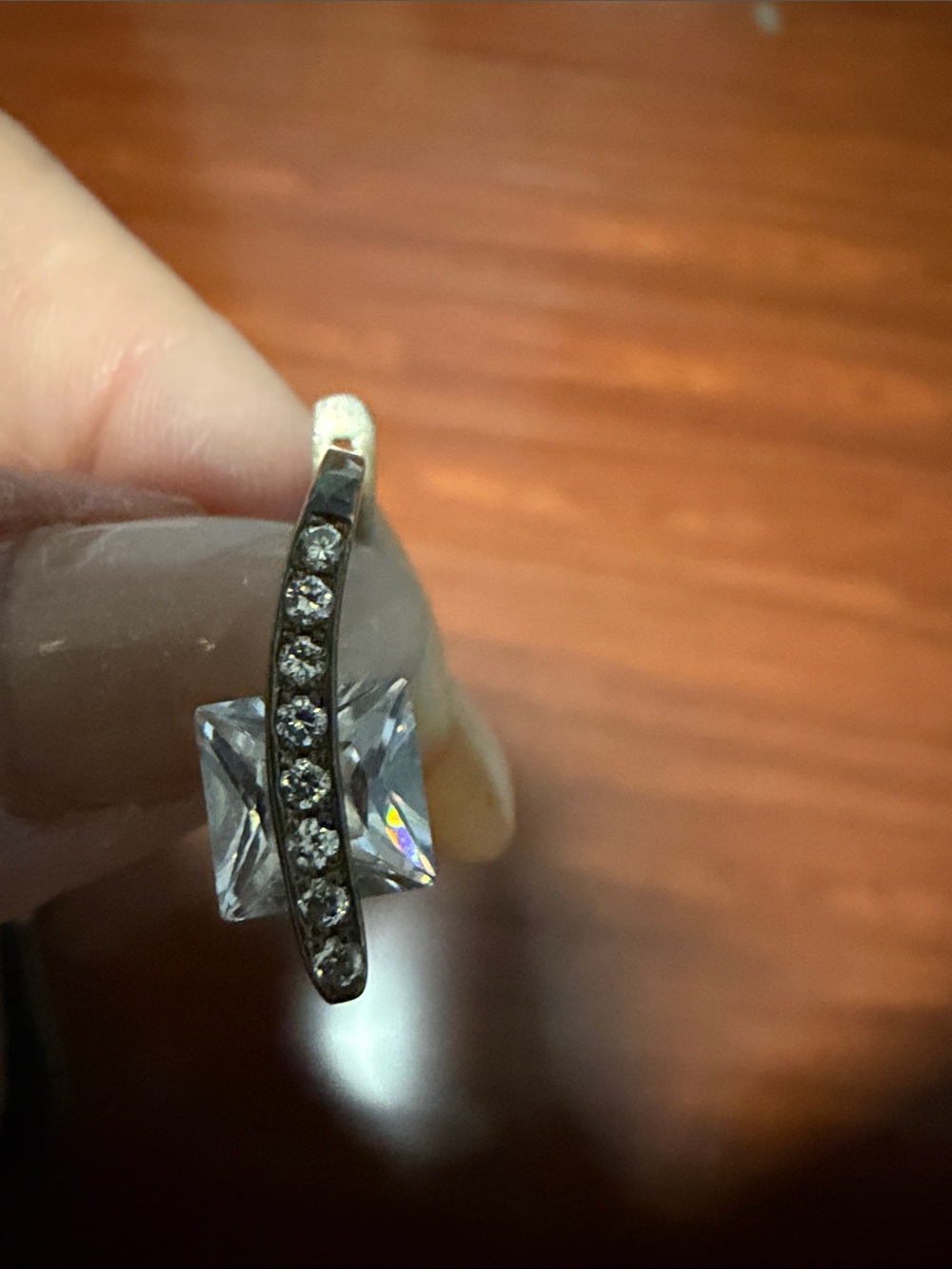 Elegant Crystal Drop Earrings in Silver Tone - Picture 3 of 3